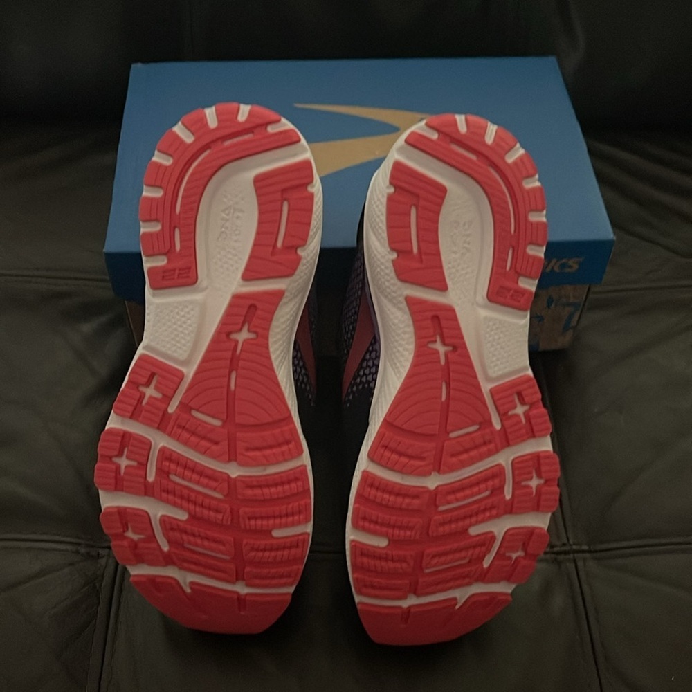 (NEW) Brooks Adrenaline GTS 22 Women’s Sneaker, Size: 10 - Picture 12 of 16